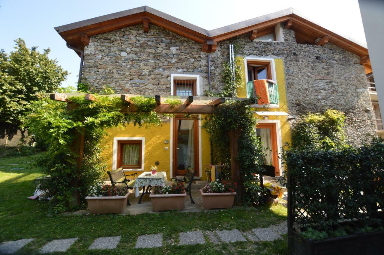 Rustico Giulietta E Romeo Villa Colico Bagian luar foto