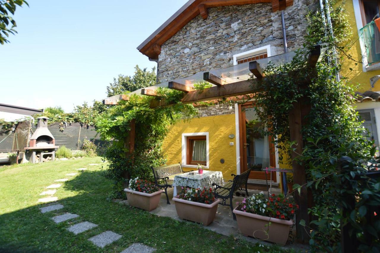 Rustico Giulietta E Romeo Villa Colico Bagian luar foto